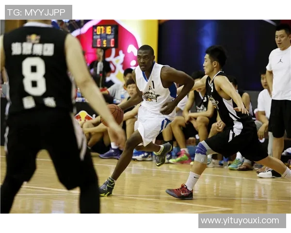 成都篮球队与武汉篮球队赛后战术分析与复盘探讨