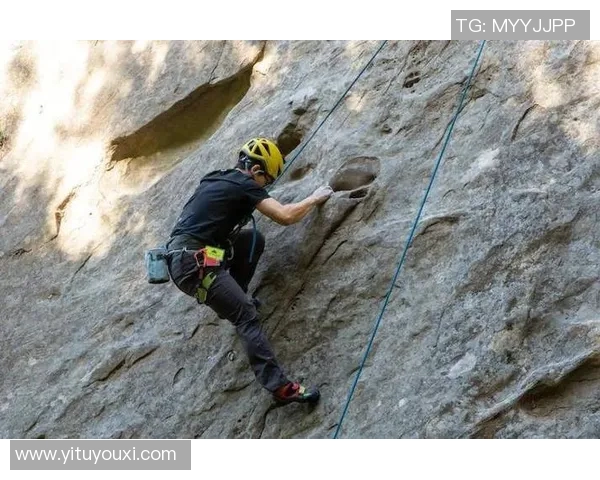 杭州攀岩队的耐力挑战与提升之路探讨